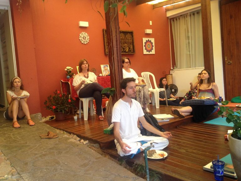 mindful-eating-2.jpg